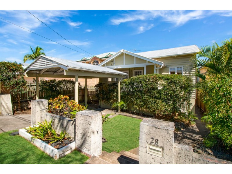 28 Baragoola Street, Coorparoo QLD 4151