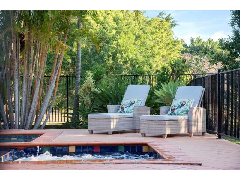 15 Merion Place, Carindale QLD 4152