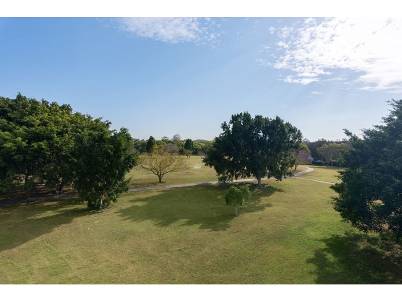 15 Merion Place, Carindale QLD 4152