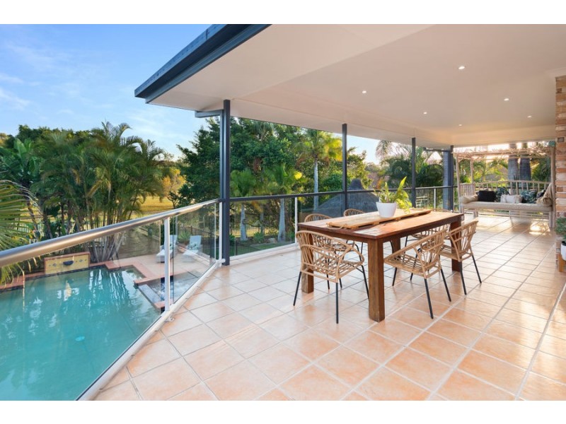 15 Merion Place, Carindale QLD 4152