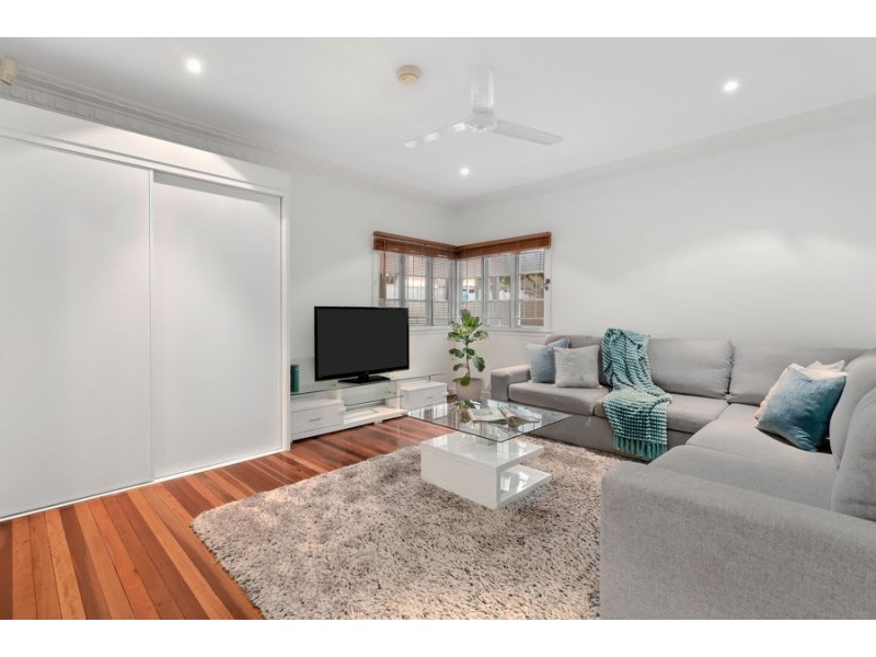 30 Margaret Street, Camp Hill QLD 4152