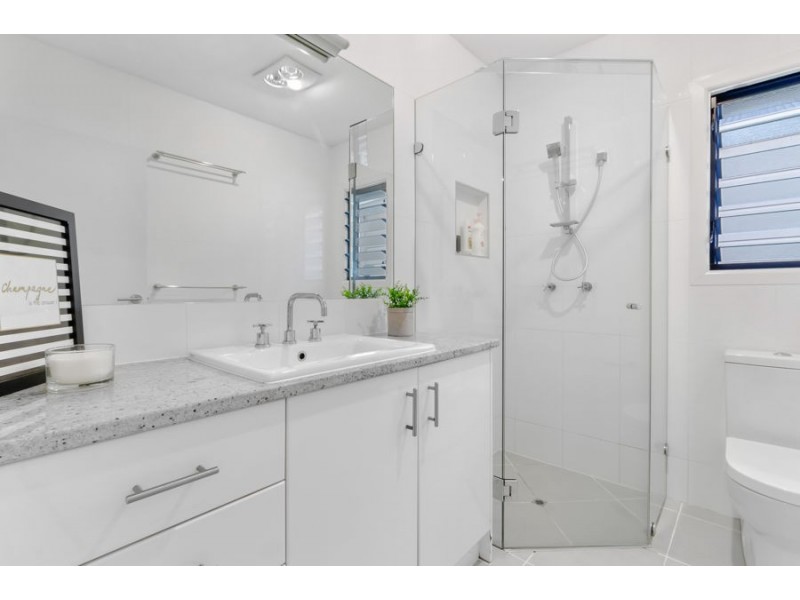 30 Margaret Street, Camp Hill QLD 4152