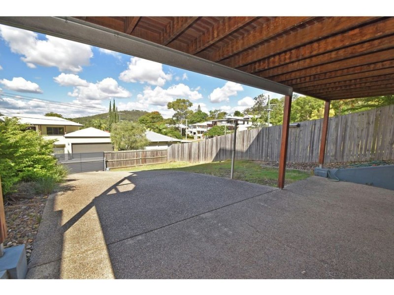 36a Hockings Street, Holland Park West QLD 4121