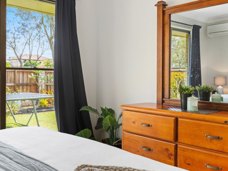 55 Meadowlands Road, Carindale QLD 4152