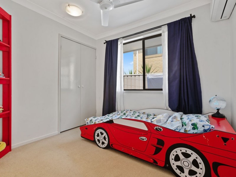 55 Meadowlands Road, Carindale QLD 4152