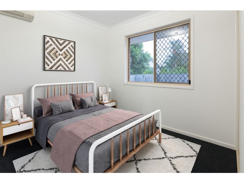 8 Carlton Court, Carindale QLD 4152