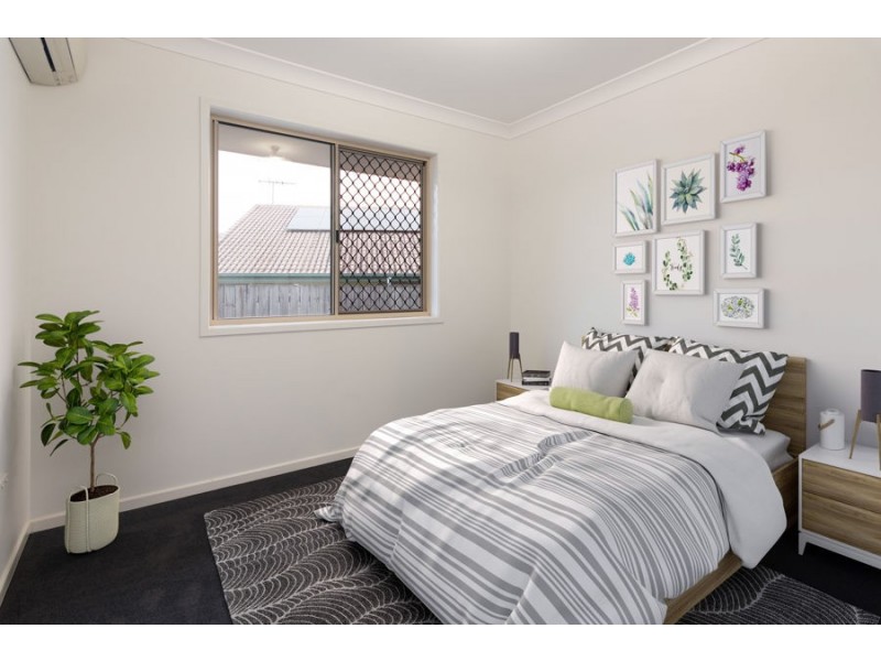 8 Carlton Court, Carindale QLD 4152