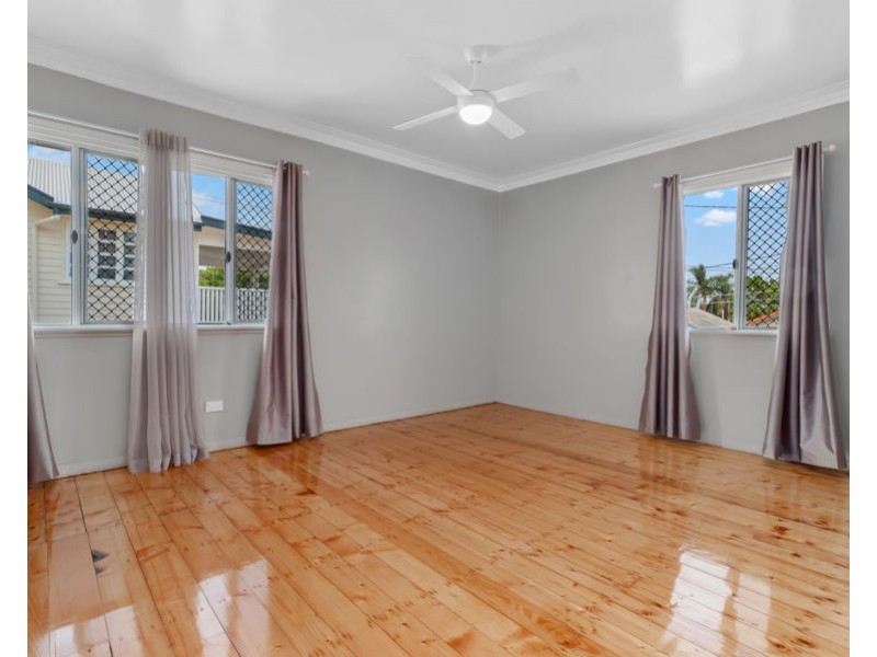 69 Summerville St, Carina Heights QLD 4152