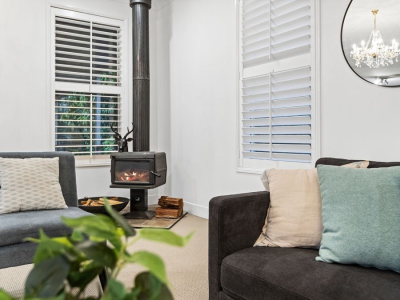 5 Rossmoya Street, Carindale QLD 4152