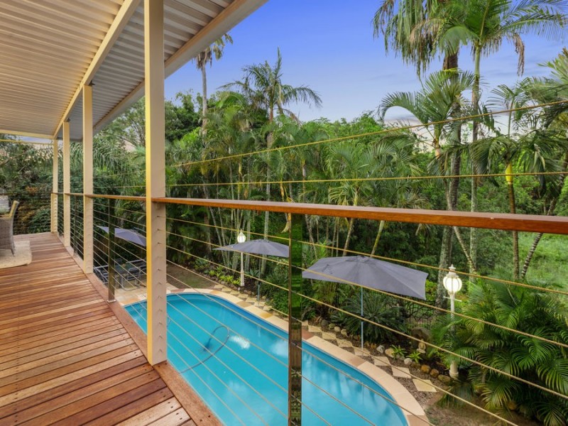 5 Rossmoya Street, Carindale QLD 4152