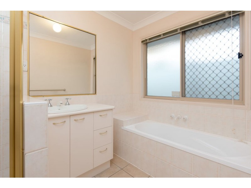 6 Lyrebird Street, Calamvale QLD 4116