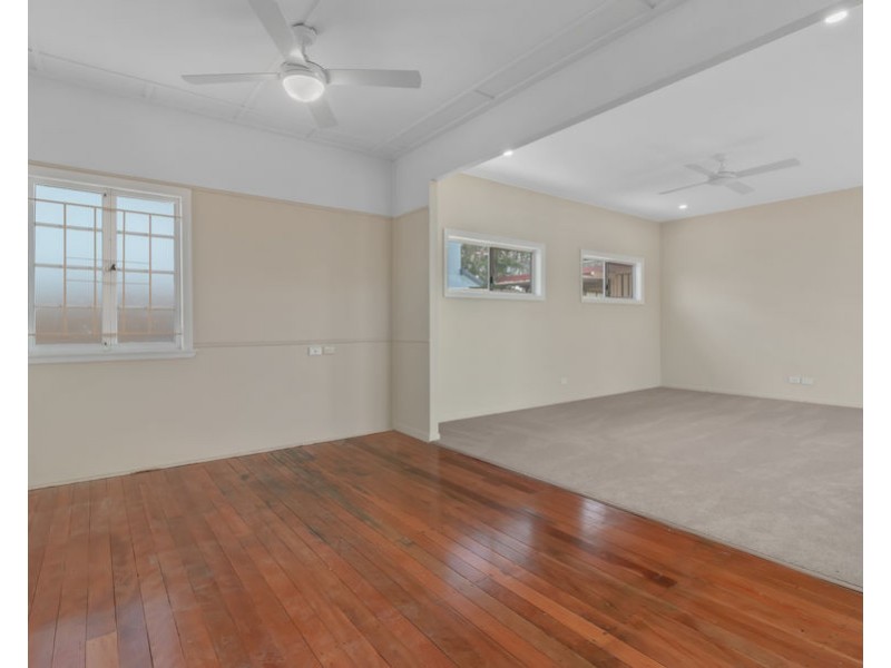 1 Inchcape Street, Fairfield QLD 4103