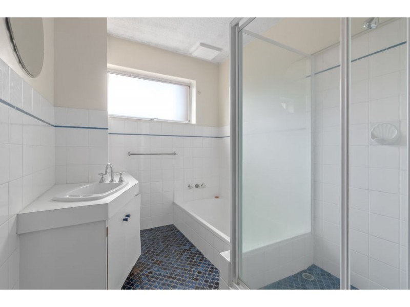 5 / 35 Kitchener Street, Coorparoo QLD 4151