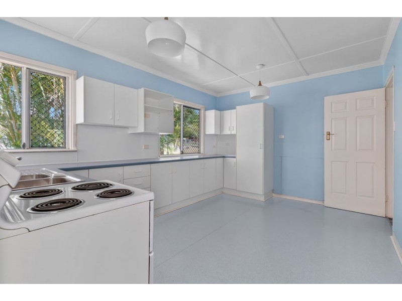 8 Swayne Street, Carina Heights QLD 4152