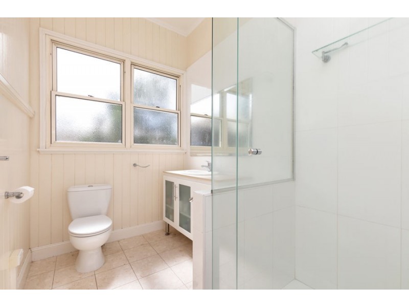 41 St Leonards Street, Coorparoo QLD 4151