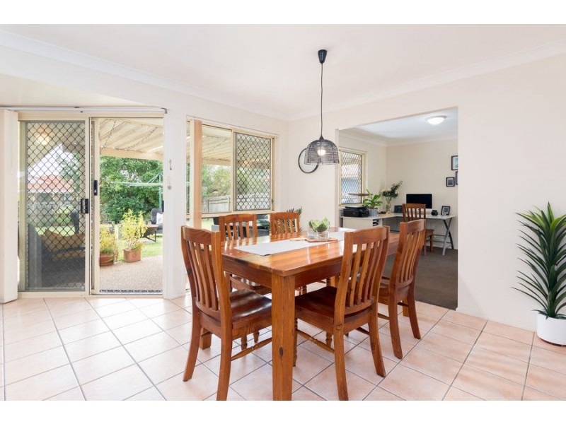 24 Moonlight Place, Capalaba QLD 4157