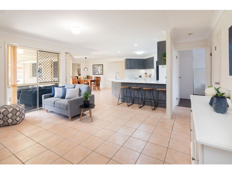 24 Moonlight Place, Capalaba QLD 4157