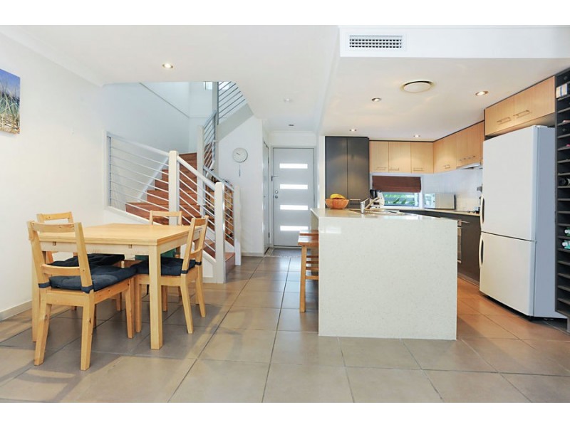 4/35 Rutland st, Coorparoo QLD 4151