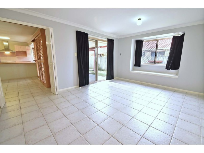 19 Bethel Street, Carina QLD 4152