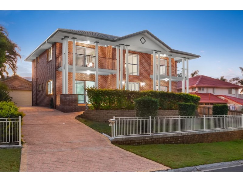 22 Rundle Place, Carindale QLD 4152