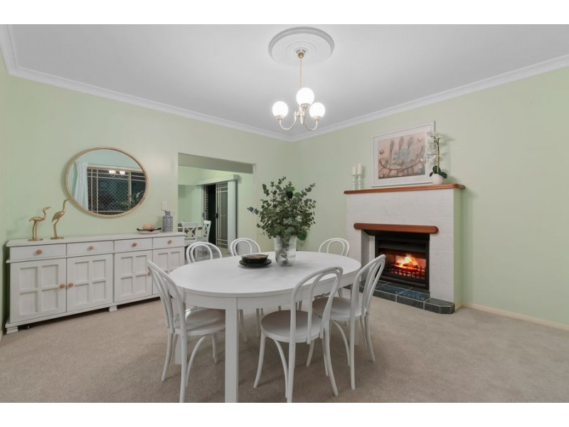 22 Rundle Place, Carindale QLD 4152