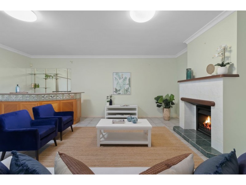 22 Rundle Place, Carindale QLD 4152