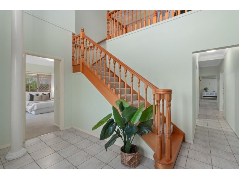 22 Rundle Place, Carindale QLD 4152