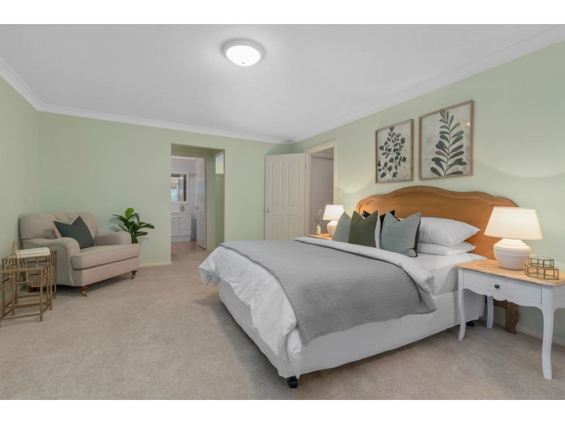 22 Rundle Place, Carindale QLD 4152