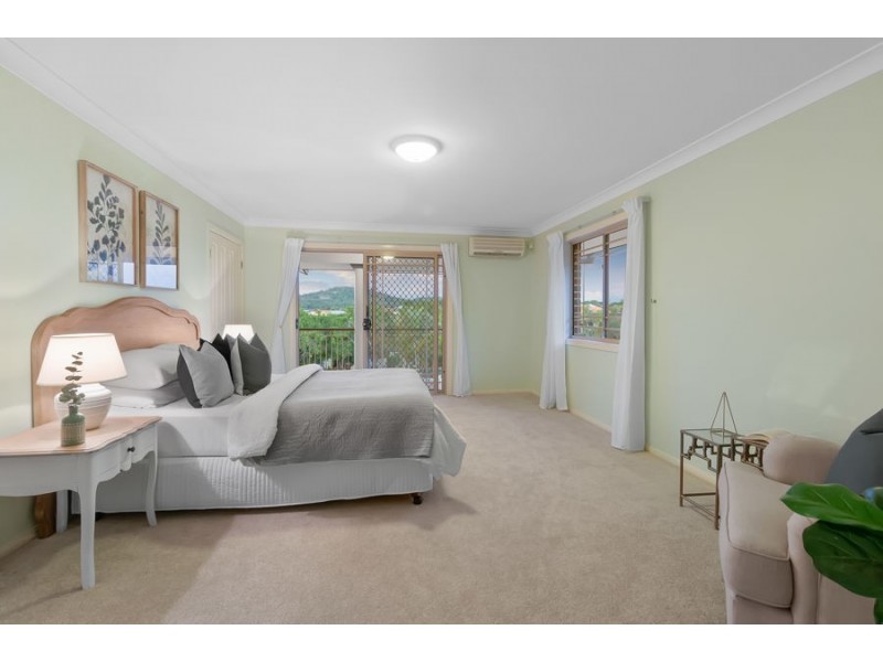 22 Rundle Place, Carindale QLD 4152