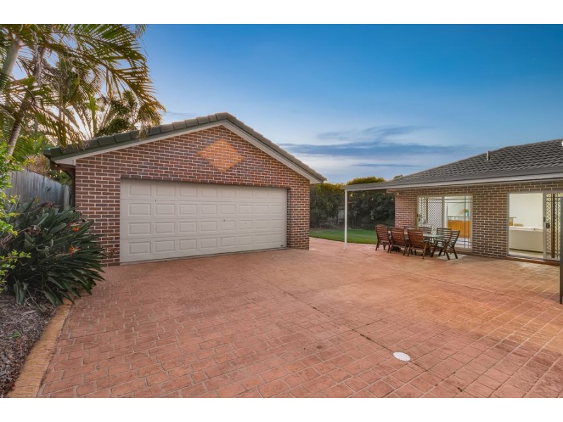22 Rundle Place, Carindale QLD 4152