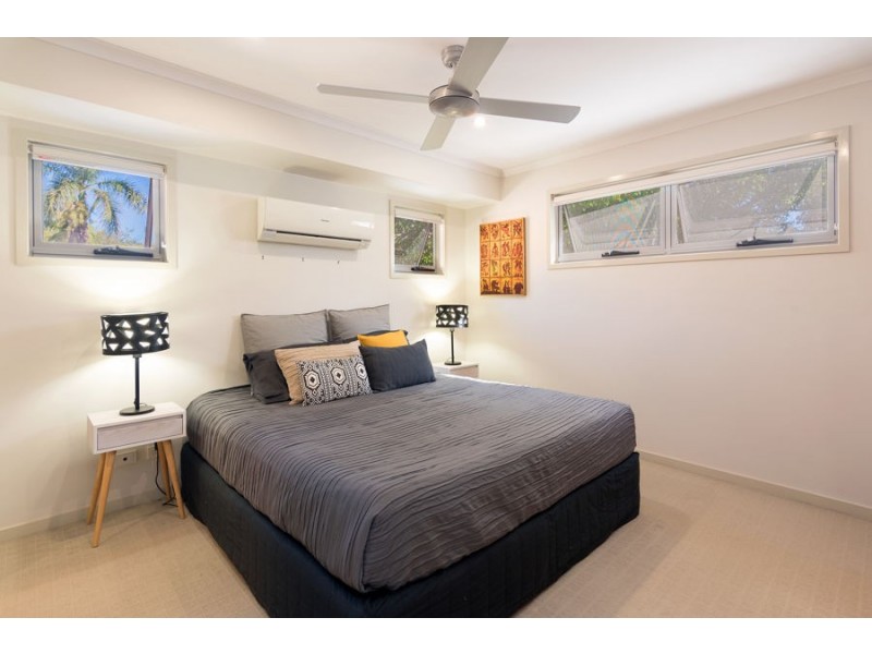 5 Ames Street, Coorparoo QLD 4151