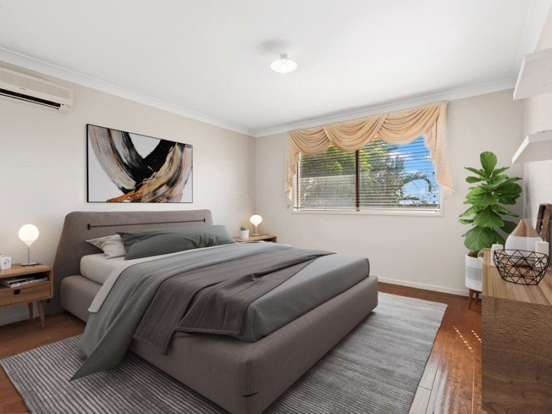 8 Hattah Place, Parkinson QLD 4115