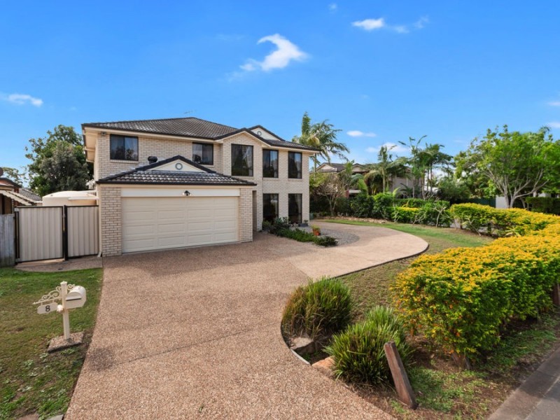 8 Hattah Place, Parkinson QLD 4115