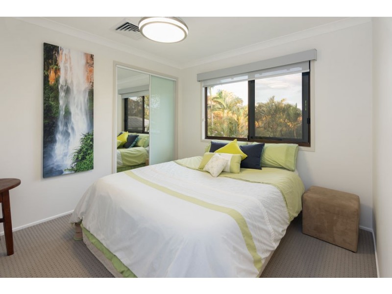 5 Galahad Street, Carindale QLD 4152