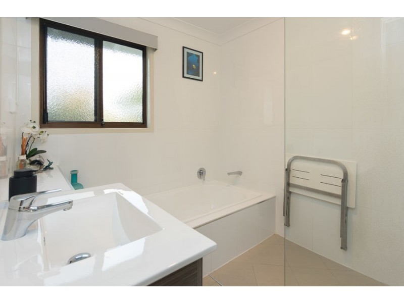 5 Galahad Street, Carindale QLD 4152