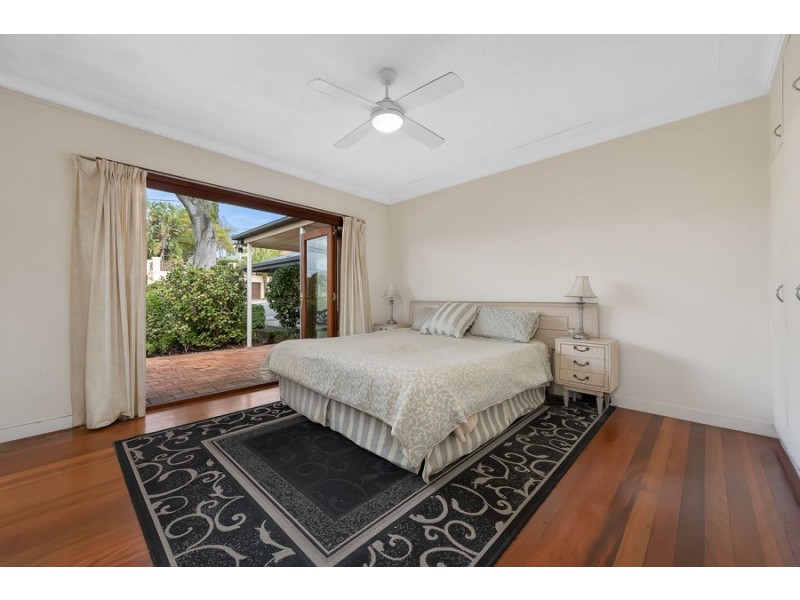 56 Beresford Tce, Coorparoo QLD 4151