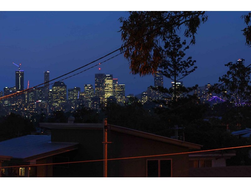 37 Oateson Skyline Dr, Seven Hills QLD 4170