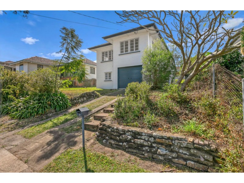 77 Grenfell St, Mount Gravatt East QLD 4122