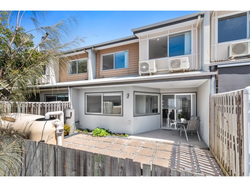 8/99 Adelaide Street, Carina QLD 4152