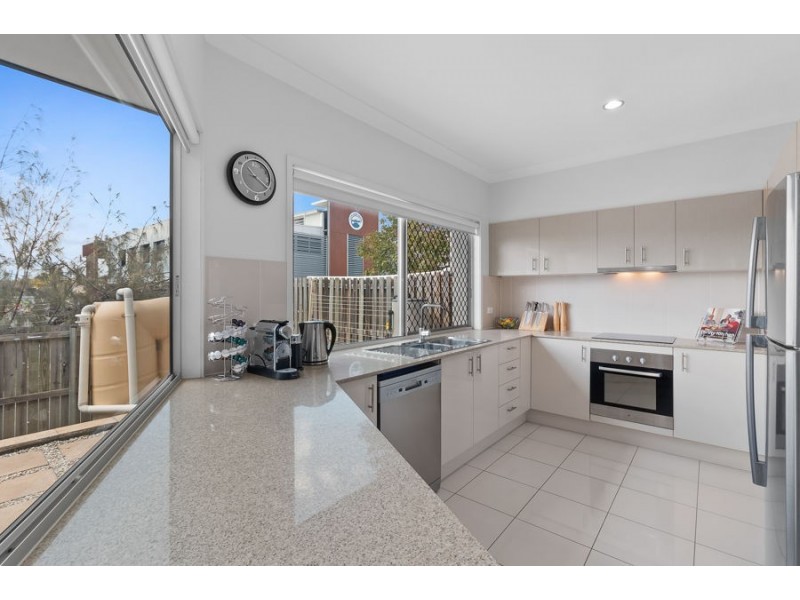 8/99 Adelaide Street, Carina QLD 4152