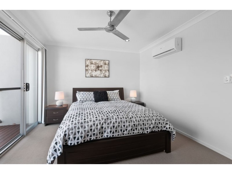 8/99 Adelaide Street, Carina QLD 4152