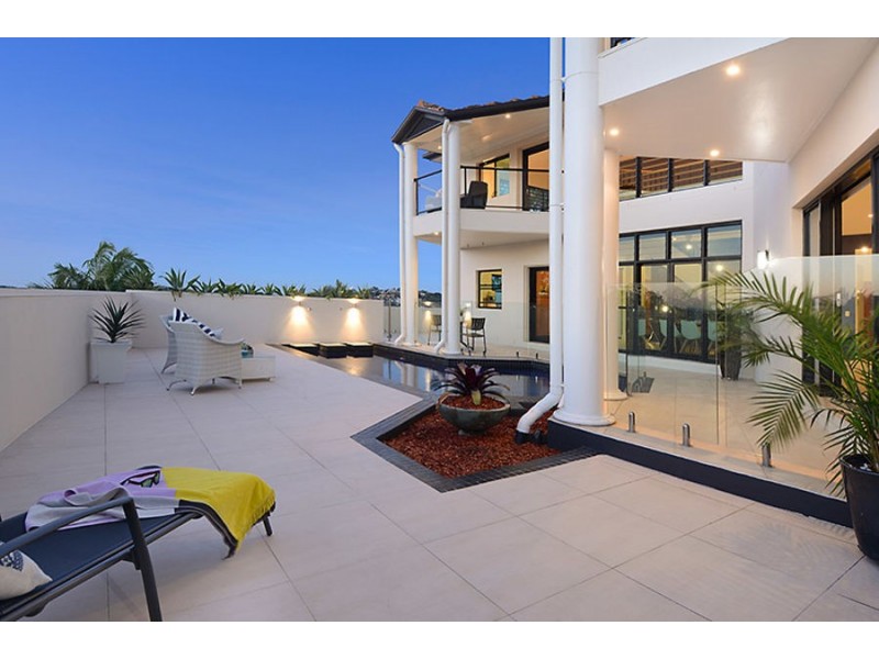 20a Garvary st, Holland Park West QLD 4121