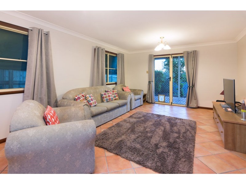 823 Cavendish Road, Holland Park QLD 4121