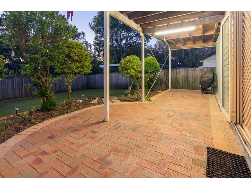 823 Cavendish Road, Holland Park QLD 4121