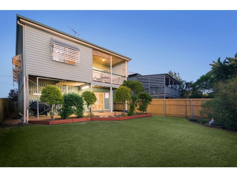 823 Cavendish Road, Holland Park QLD 4121