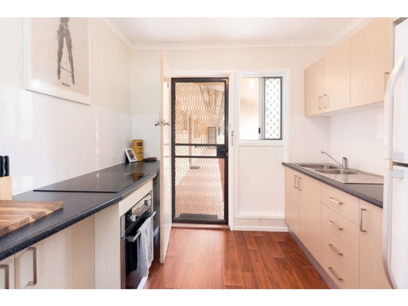 18 Kent Street, Coorparoo QLD 4151