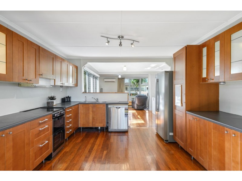 12 Yarranabbe Street, Mount Gravatt East QLD 4122