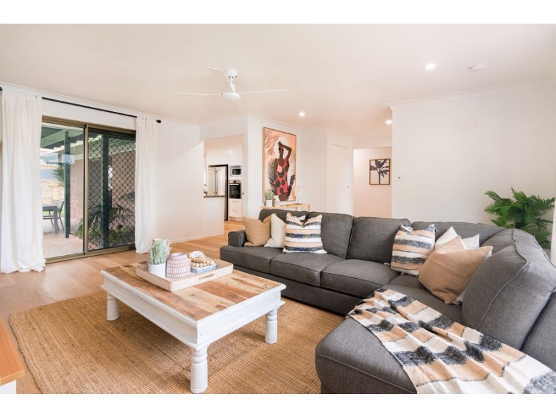 53 Rembrandt Street, Carina QLD 4152