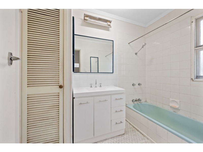 2 Suncroft Street., Mount Gravatt QLD 4122