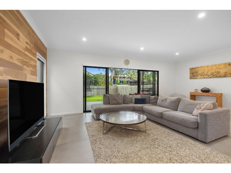 17 Rome Street, Coorparoo QLD 4151